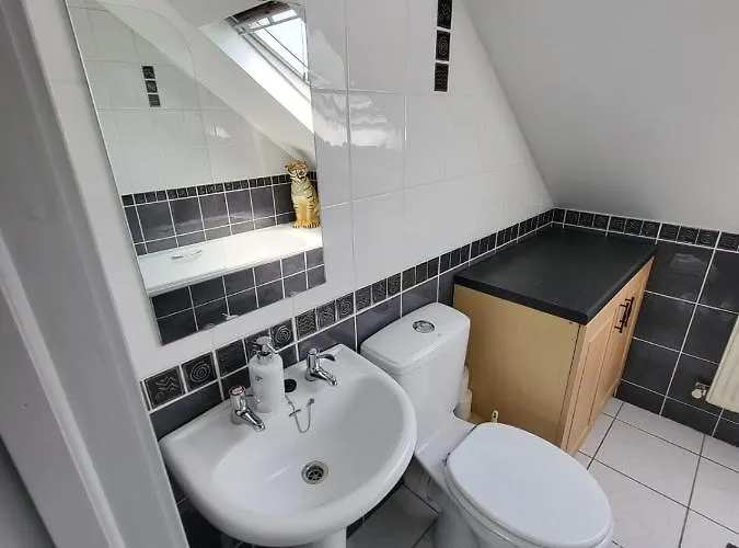 Curragh View Apartment *